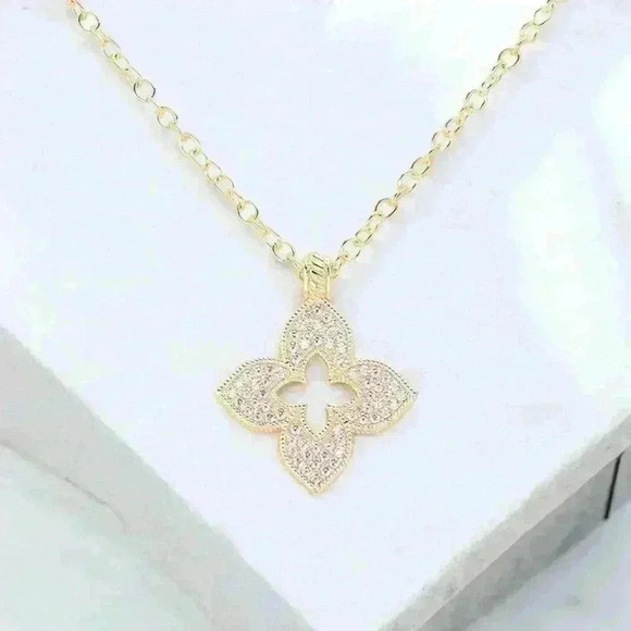 14KGP Pave Quatrefoil Pendant Necklace - Picture 1 of 4